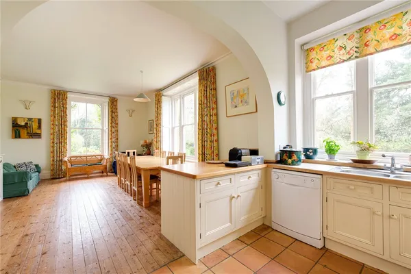 Water Street, Martock, TA12 photo 3