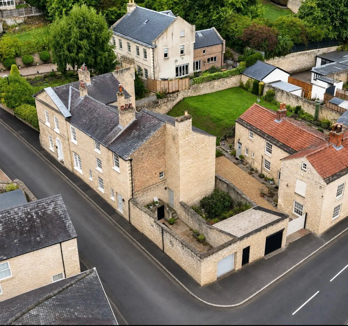 Tenter Hill, Bramham, LS23