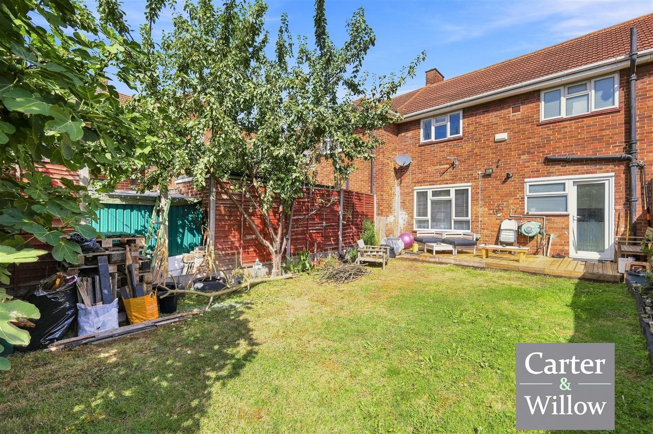Sugden Way, Barking, Essex Image 19