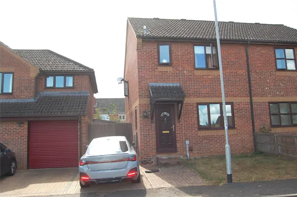 Codling Road, Bury St. Edmunds, IP32 photo 1