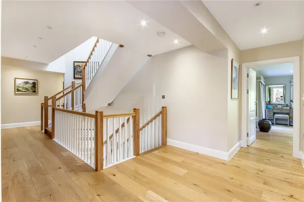 Brattle Wood, Sevenoaks, TN13 photo 17