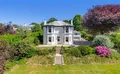 Property image gallery