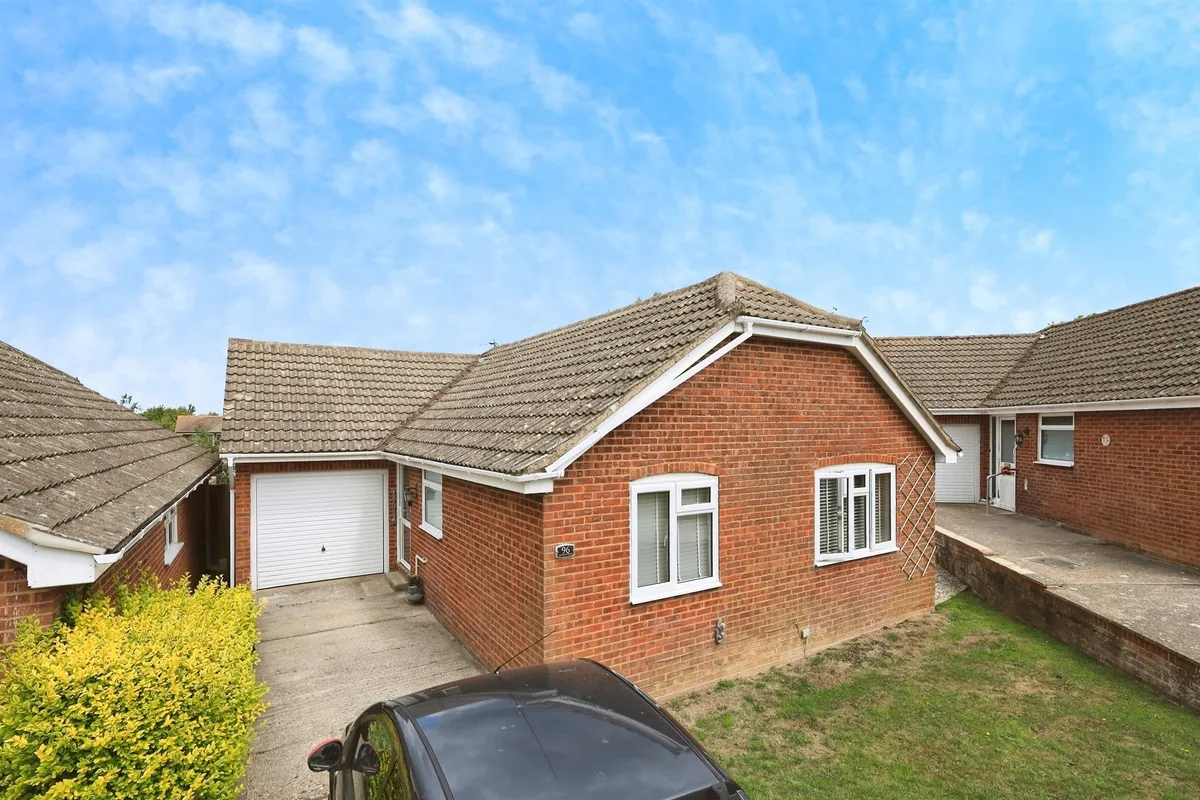 Howlett Drive, Hailsham