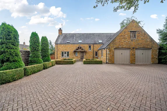 Church Street, Bloxham, OX15