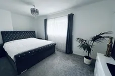 Pontefract Road, BARNSLEY