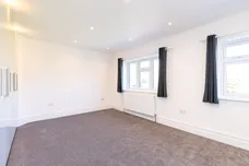 Bulstrode Way Gerrards Cross SL9 photo 5