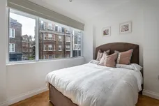 Kensington Church Street London W8 photo 8