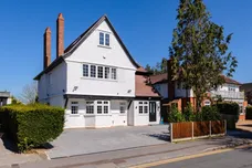 Bulstrode Way Gerrards Cross SL9 photo 27