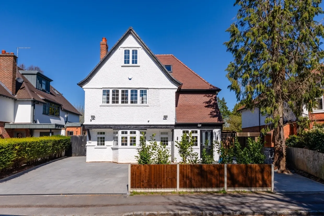Bulstrode Way Gerrards Cross SL9 photo 30