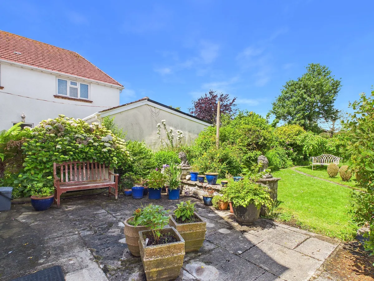 Boverton Road, Llantwit Major, CF61