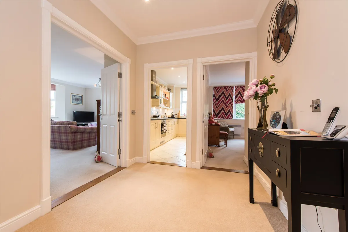 Wray Common Road, Reigate, Surrey, RH2