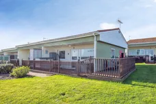 Rainbow End, Bacton