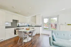 Tomlinson Court, Welwyn