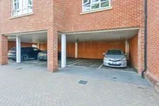 Tomlinson Court, Welwyn