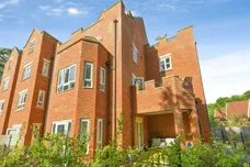 Tomlinson Court, Welwyn