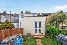 Wentworth Road, Croydon