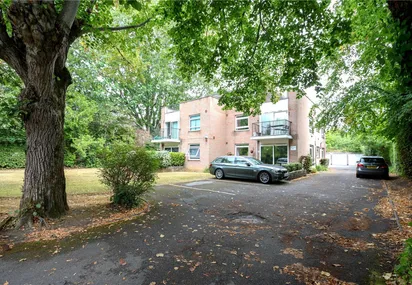 Wellington Road, Bournemouth, BH8
