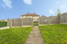 Camerton Green, Bradford
