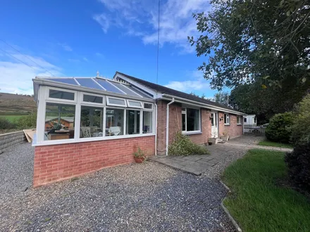 Llanrhystud, Ceredigion, SY23