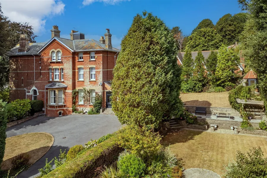 Property Image 32