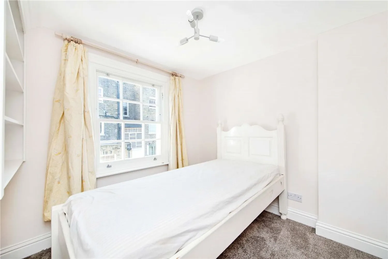 Winchester Street, London, SW1V photo 7