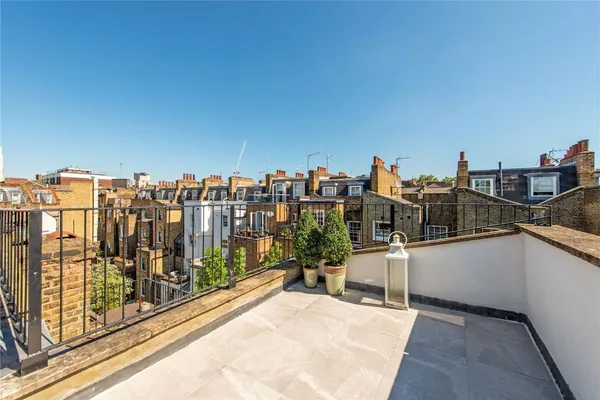 Winchester Street, London, SW1V photo 11