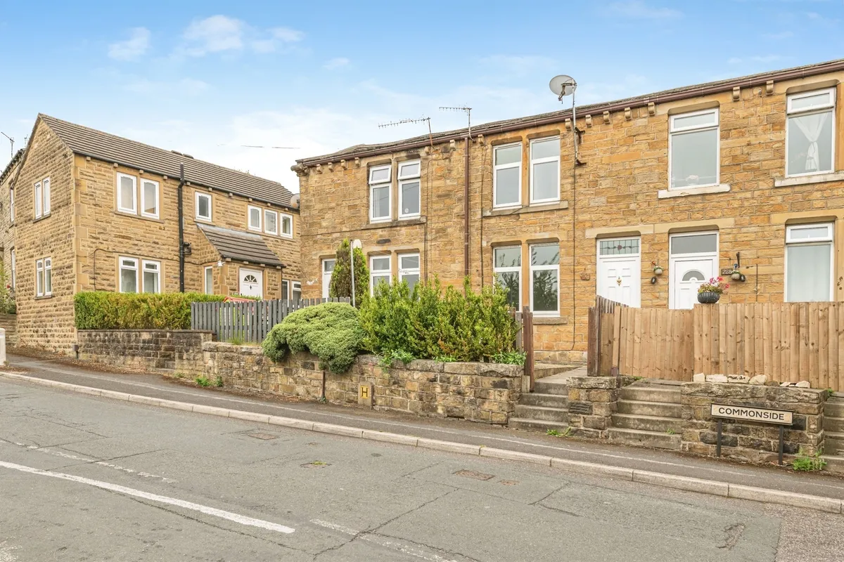 Commonside, Batley