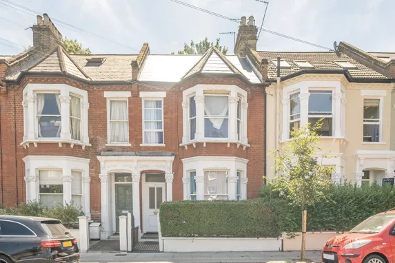 Ravenslea Road, London, SW12