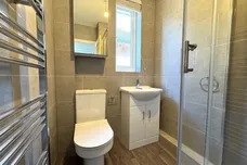 Gilda Crescent, POLEGATE
