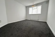 Gilda Crescent, POLEGATE