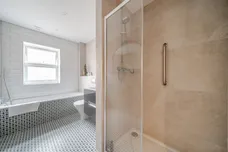 Brunswick Close, Epsom, KT17 photo 15