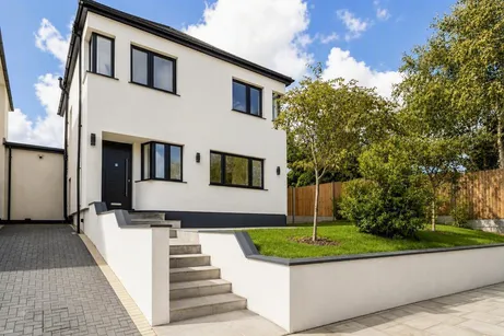 Highview Avenue, Edgware, HA8
