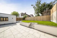 Highview Avenue, Edgware, HA8 photo 4