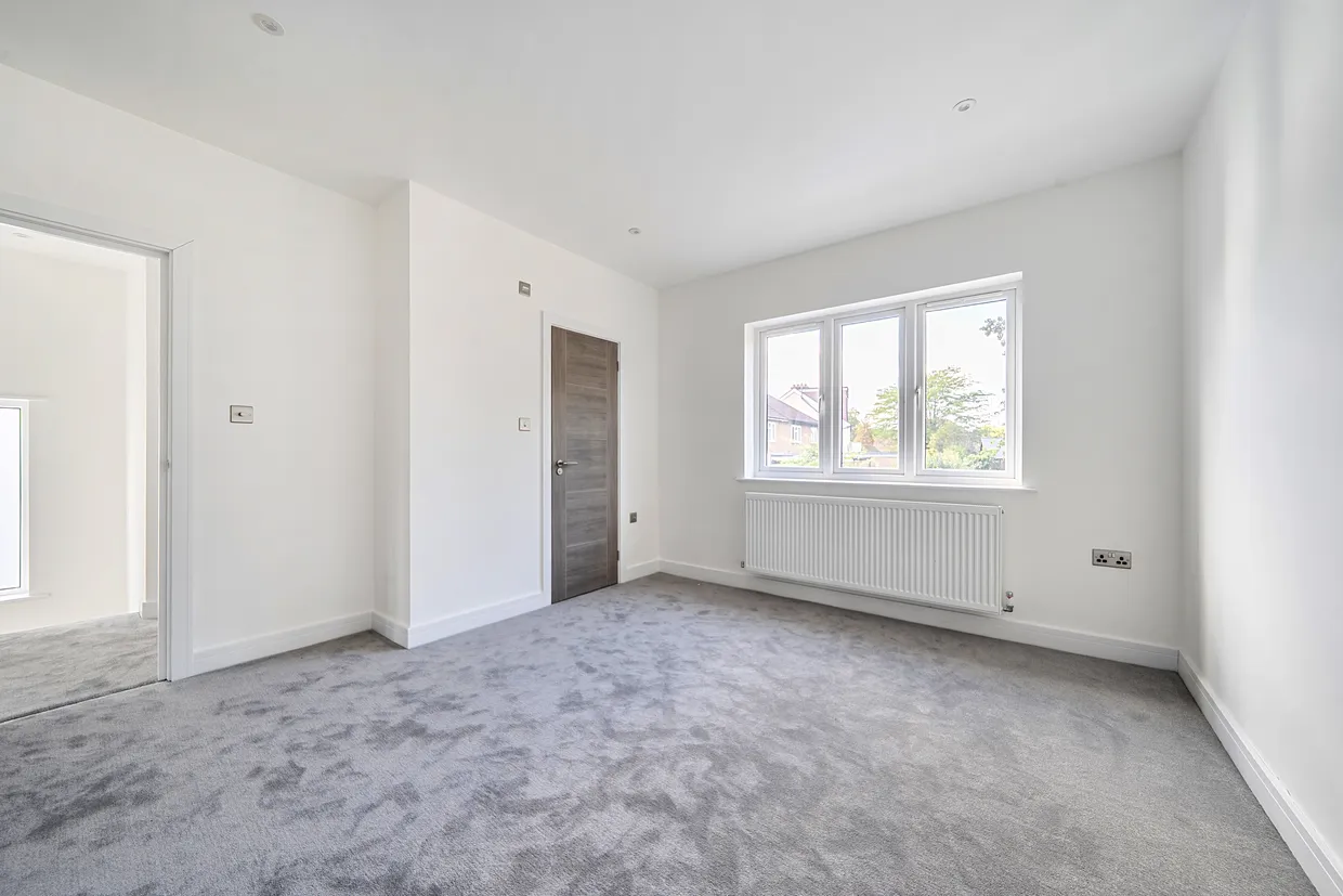 Highview Avenue, Edgware, HA8 photo 20