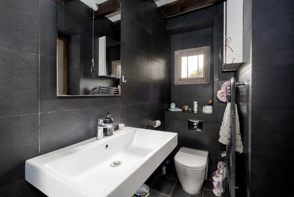 Parkhurst Road, London, N7 photo 14