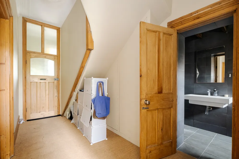 Parkhurst Road, London, N7 photo 15