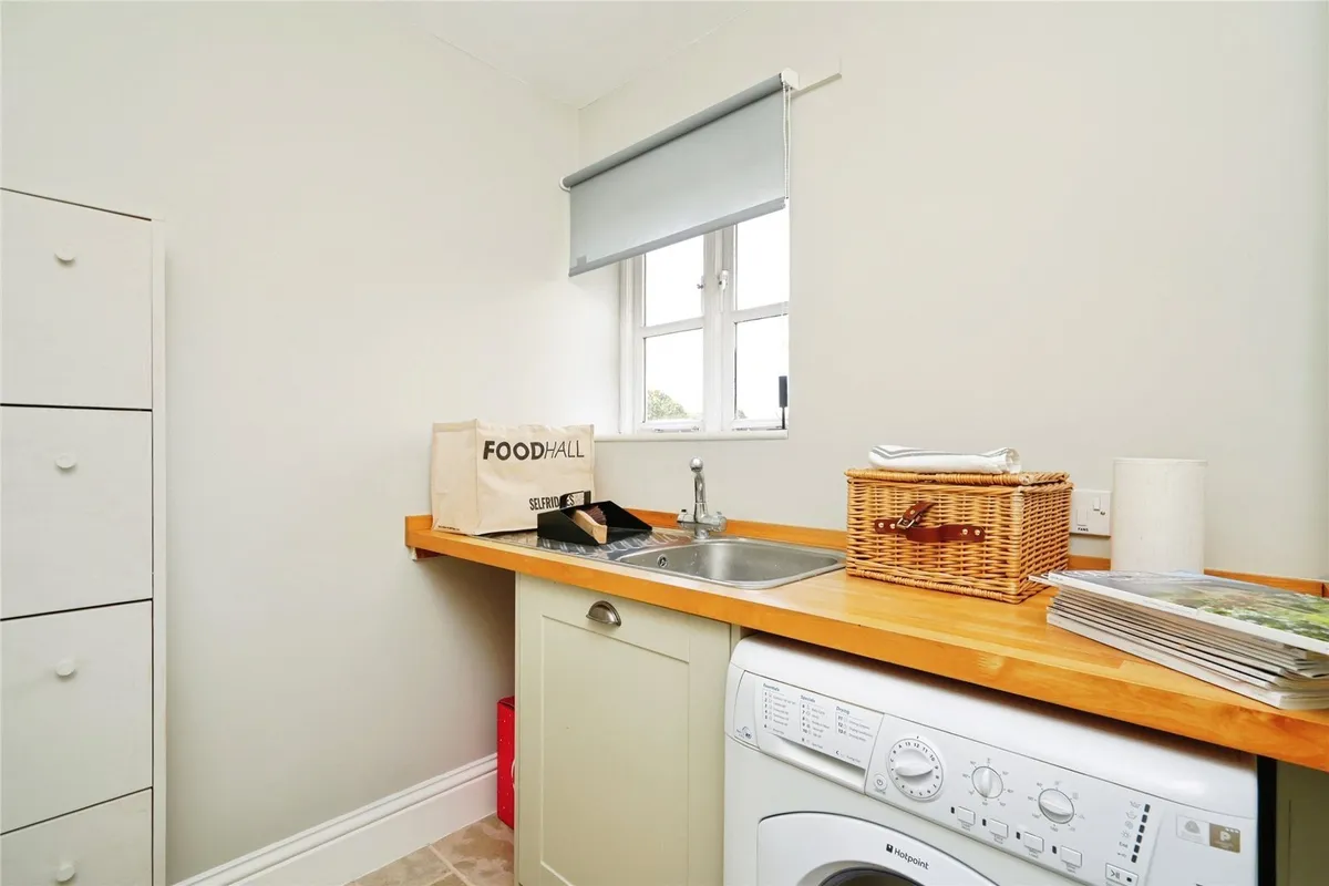 Sweeps Lane, Burford, Oxfordshire, OX18
