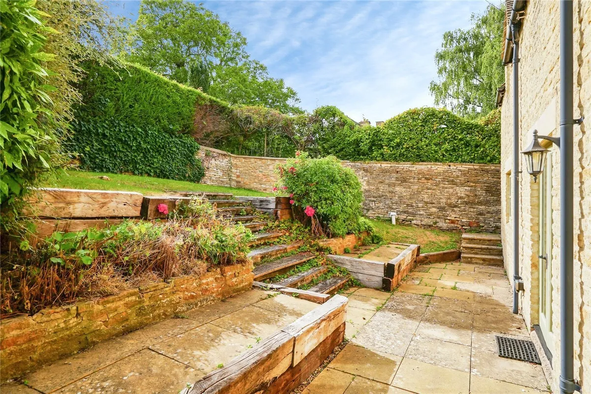 Sweeps Lane, Burford, Oxfordshire, OX18