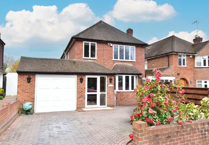 Woodside Road, Watford, WD25