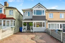 Palmerston Road, Grays