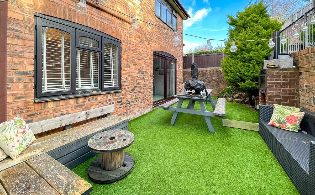 Y Bryn, Glan Conwy, Colwyn Bay, Conwy, LL28