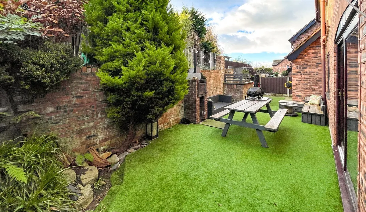 Y Bryn, Glan Conwy, Colwyn Bay, Conwy, LL28