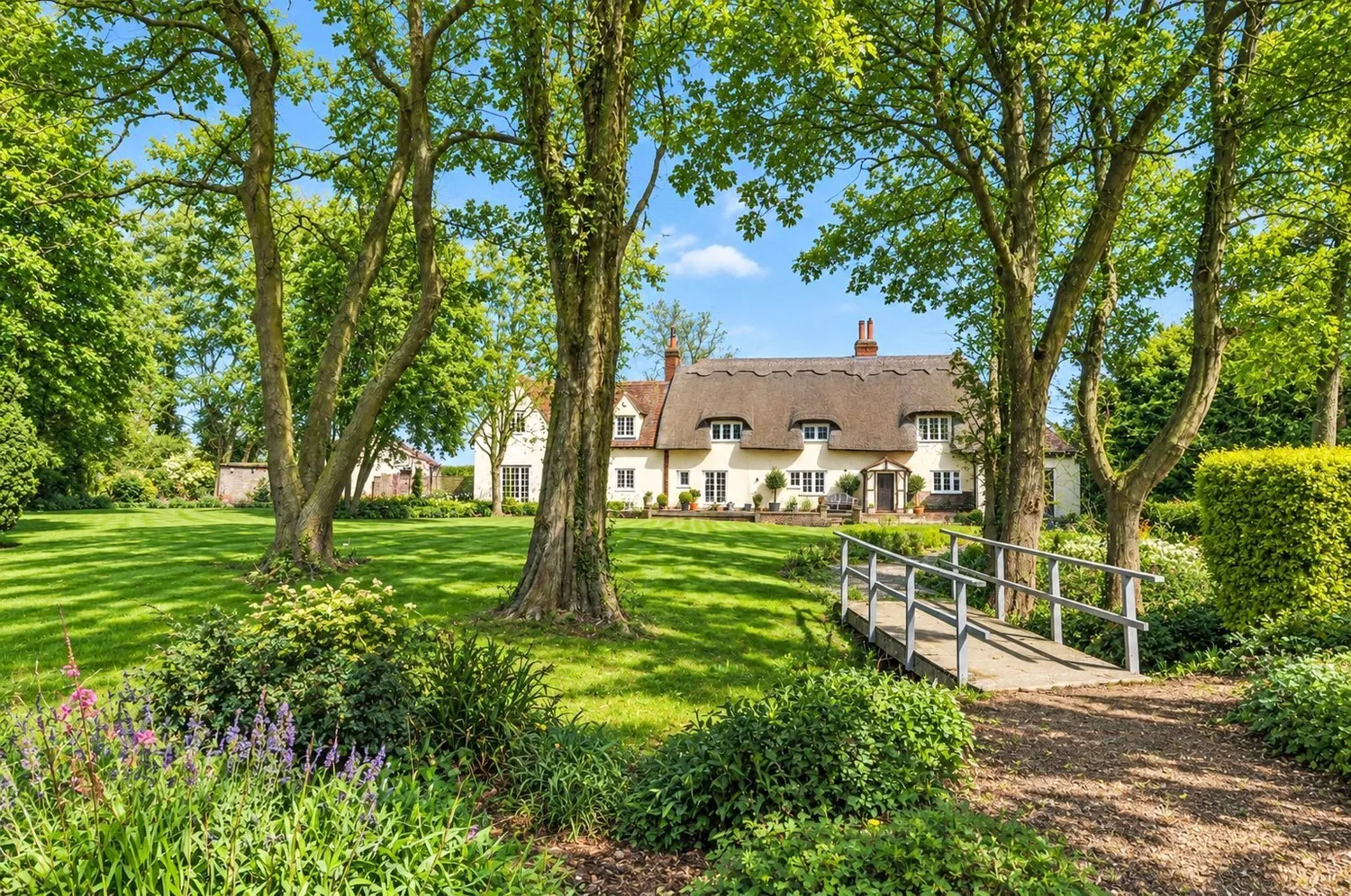 Aythorpe Roding, Essex, CM6 photo 2