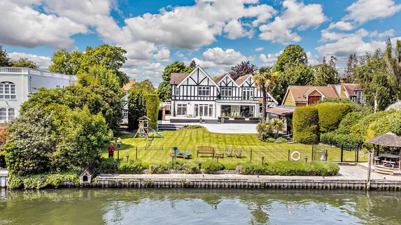Fishery Road, Bray, SL6