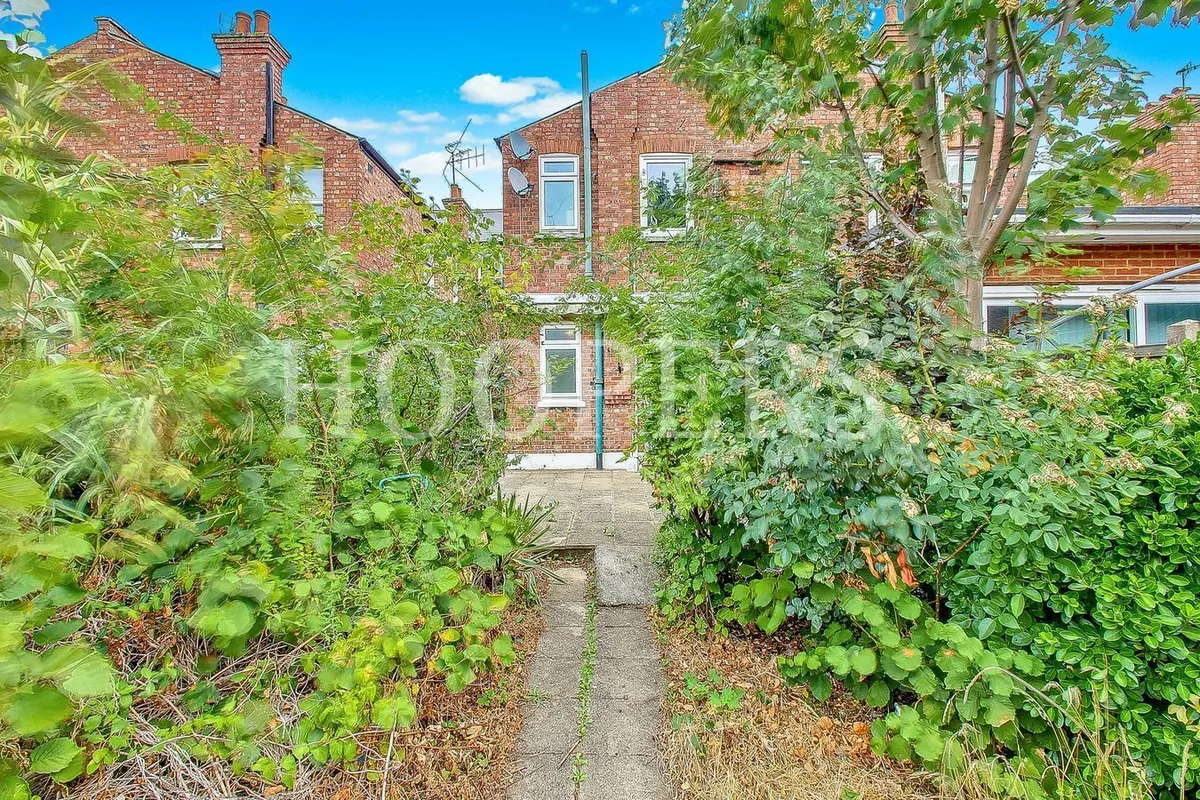 Newton Road, London, NW2