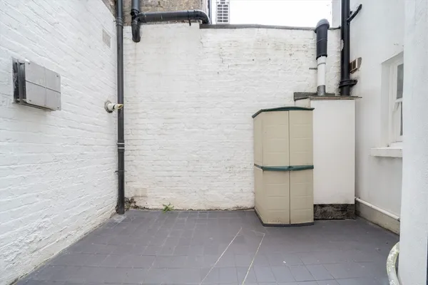 West Warwick Place, London, SW1V photo 7