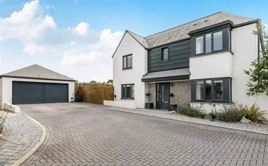 Kelsey Drive, Crantock, Newquay, Cornwall