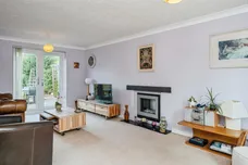 St. Peters Way, Mickle Trafford, Chester
