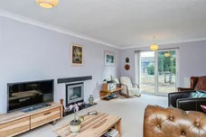 St. Peters Way, Mickle Trafford, Chester