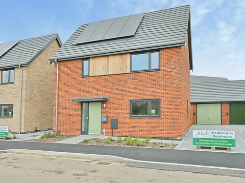 Swanton Drive, Derehamphoto